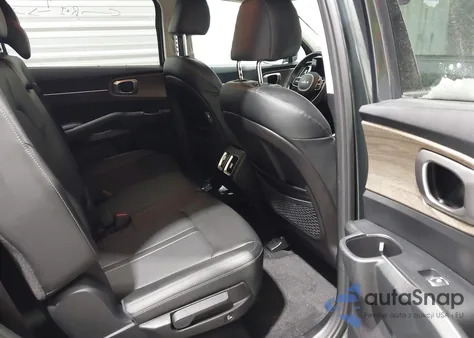 2022 Kia Sorento X-Line S z USA, uszkodzony, nr VIN 5XYRLDLCXNG083935